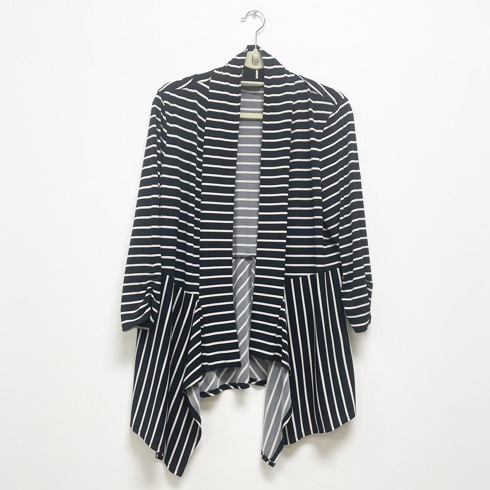 Chico's Womens 2 Black White Striped‎ Peplum Stretch Open Drape Front Cardigan